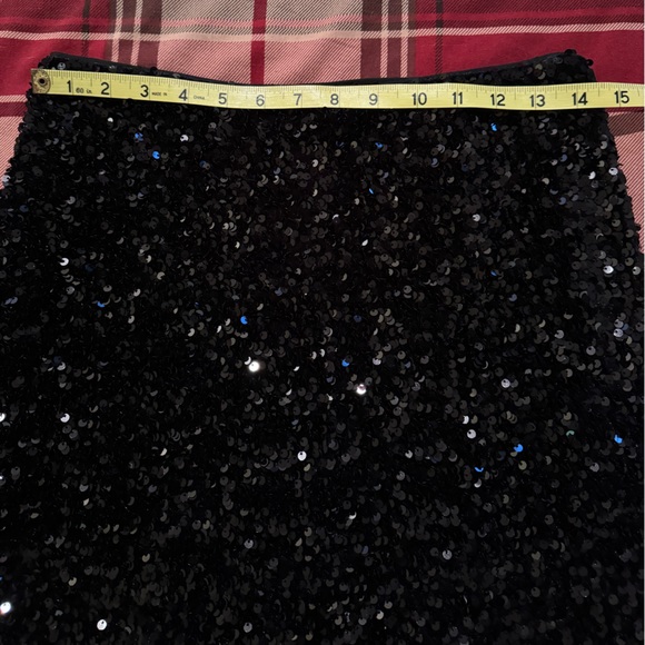 h&m Sequin Mini Skirt - Picture 2 of 6